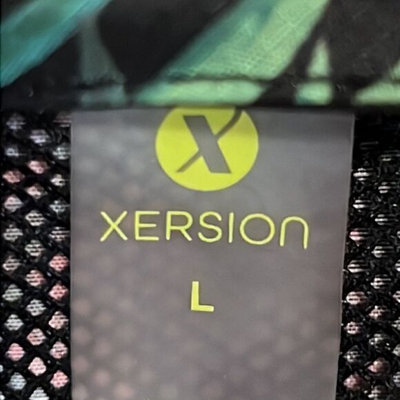 Xersion Tropical Print Athletic Windbreaker Pullover - Size Large - Picture 10 of 12